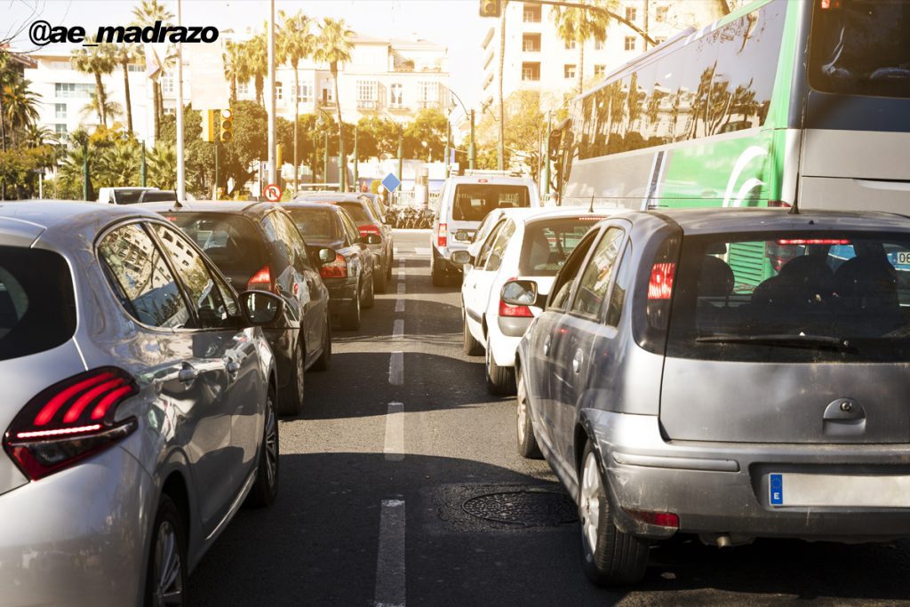 Que hacer cuando se escucha una sirena en la carretera